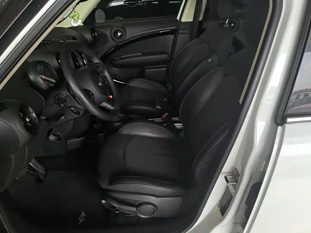 MINI Countryman 2015 — фото 15