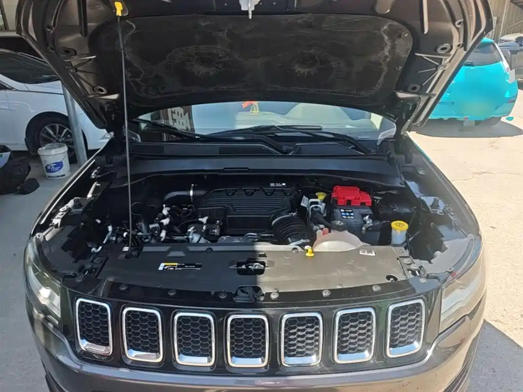Jeep Compass 2019 — фото 20