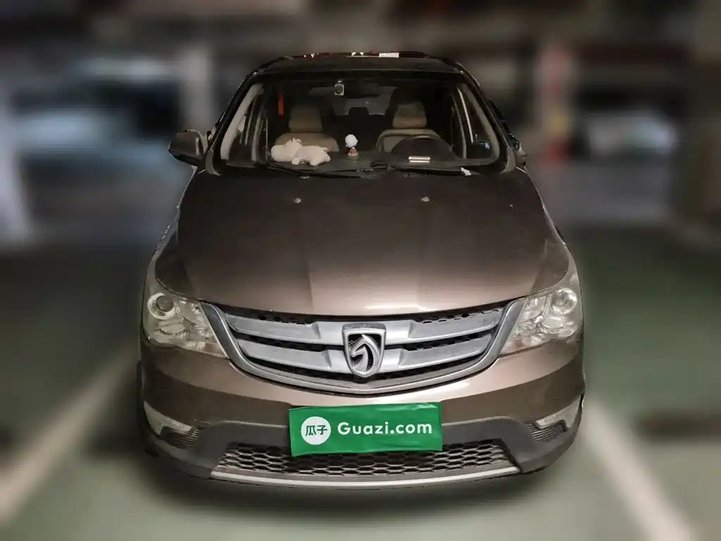 Baojun 730 2015