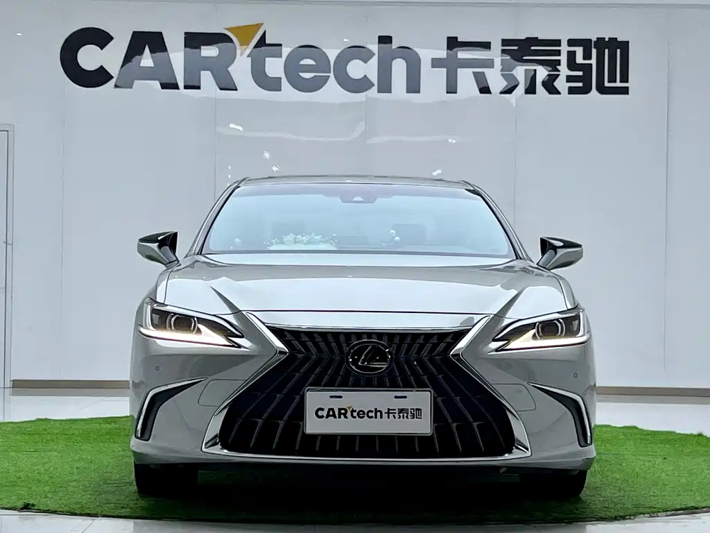 Lexus ES 2024 — фото 7