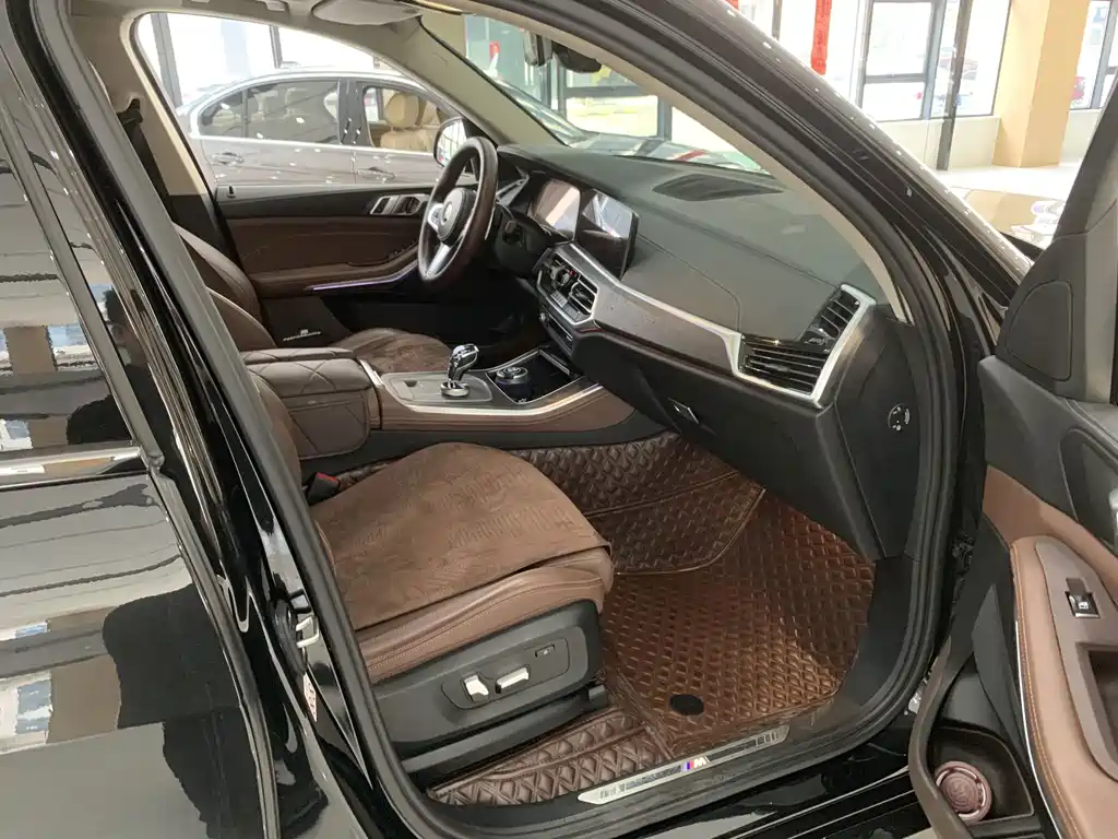 BMW X5 2022 — фото 11