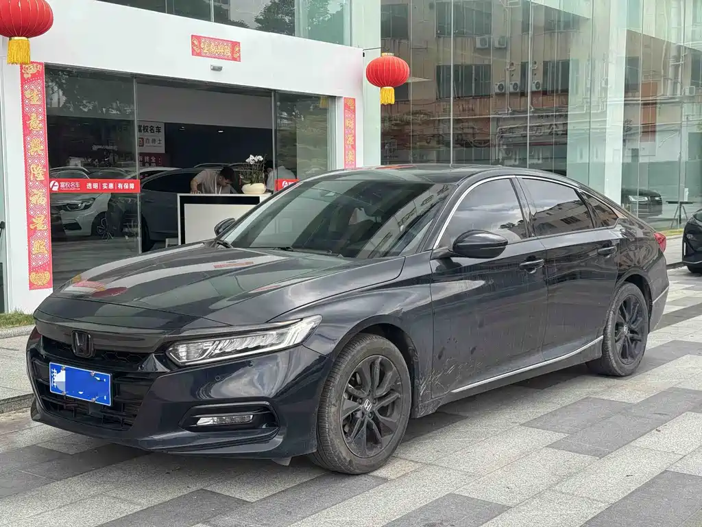 Honda Accord 2021 — фото 1