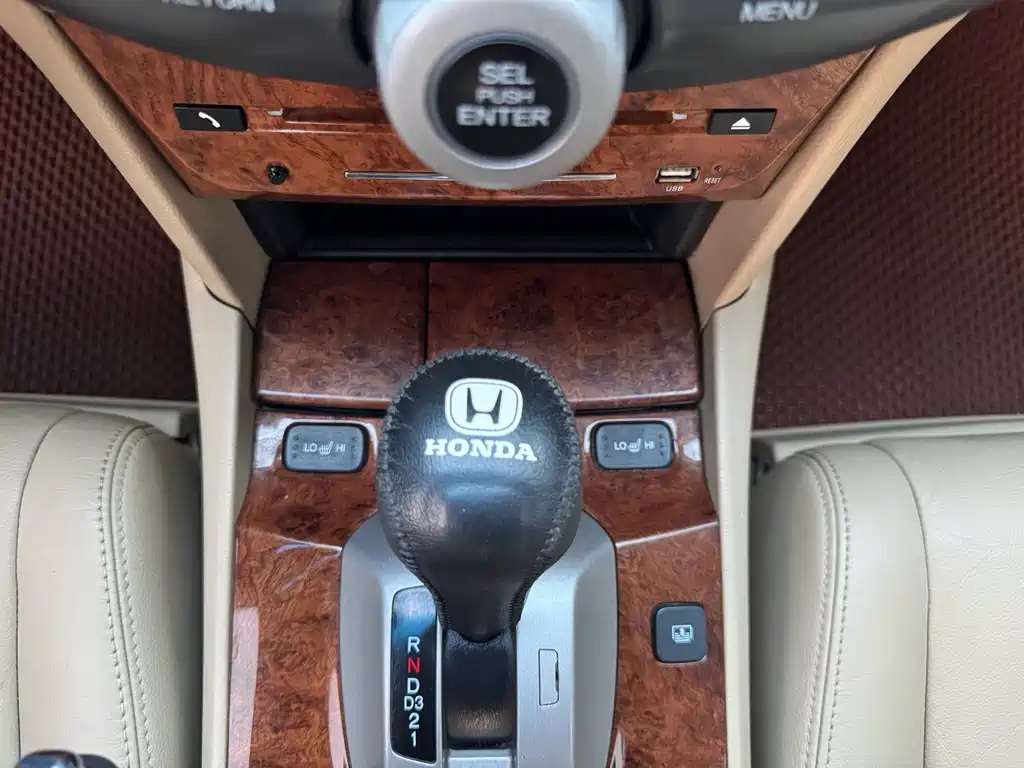 Honda Accord 2013 — фото 14