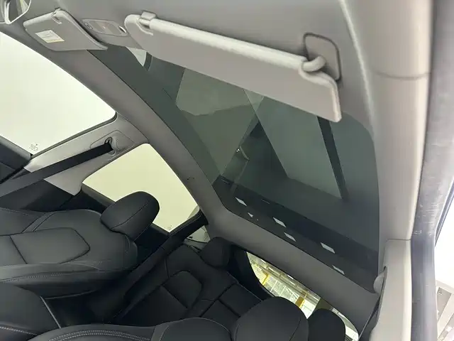 Tesla Model Y 2023 — фото 14