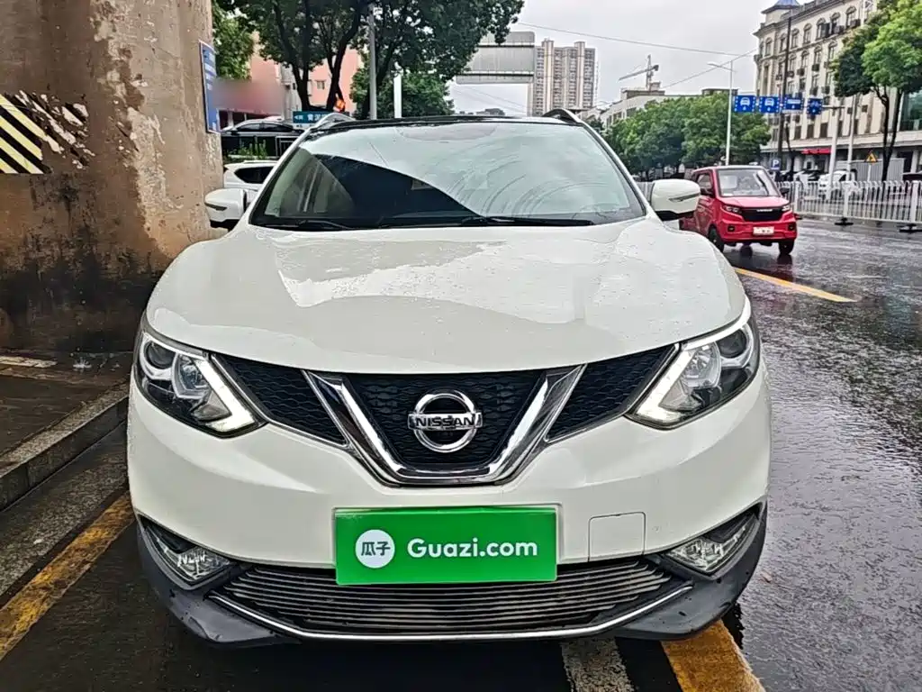 Nissan Qashqai 2015