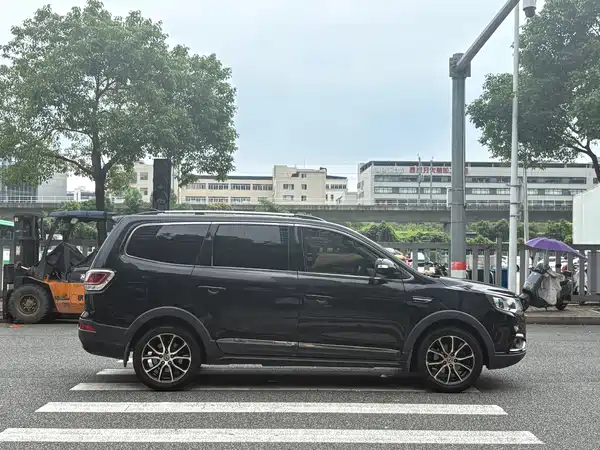Dongfeng Fengxing SX6 2018