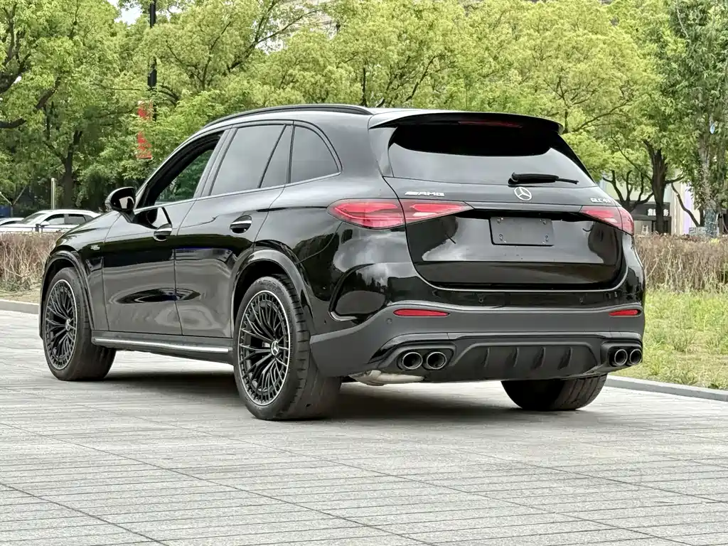 Mercedes-Benz GLC AMG 2026 — фото 6