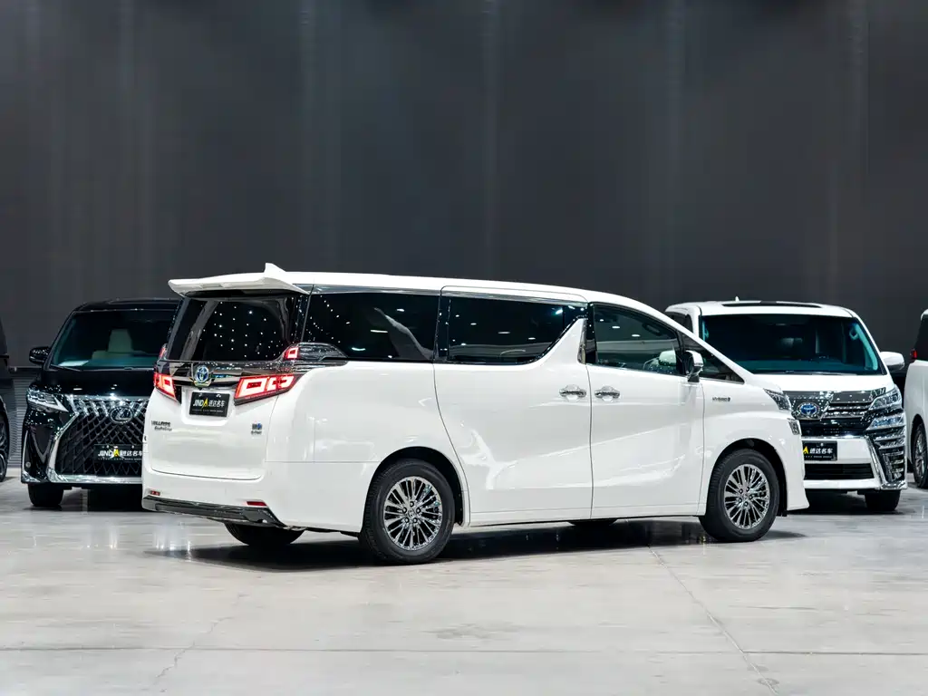 Toyota Alphard 2020 — фото 4