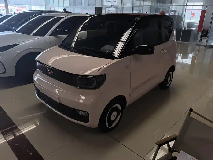 Wuling MINIEV 2021 — фото 1