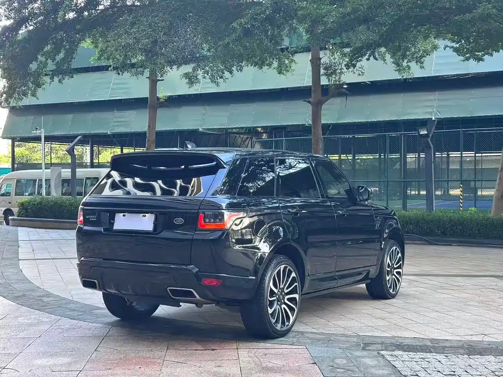 Land Rover Range Rover Sport 2018 — фото 21