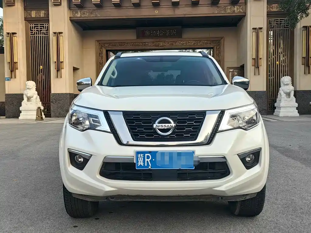 Nissan Terra 2020 — фото 1