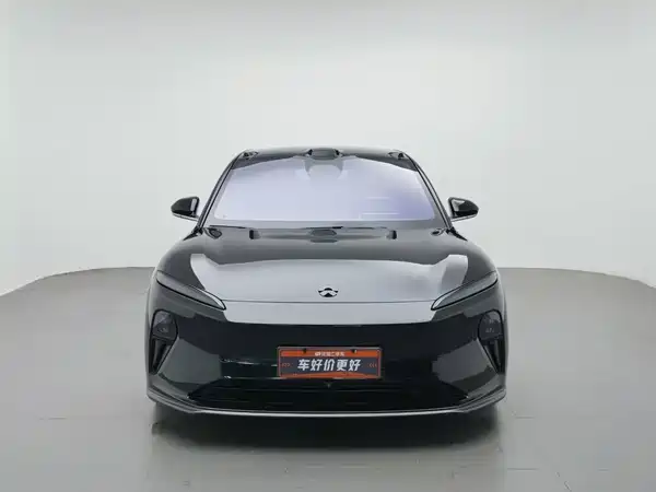 NIO ET5T 2025