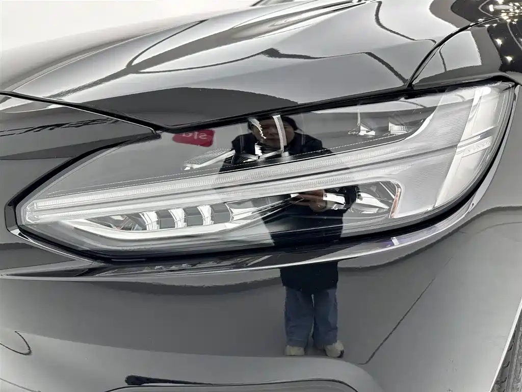 Volvo S90 PHEV 2024 — фото 28