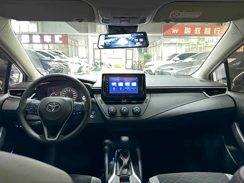 Toyota Corolla 2022 — фото 14
