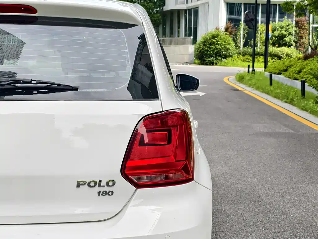 Volkswagen Polo 2018 — фото 13