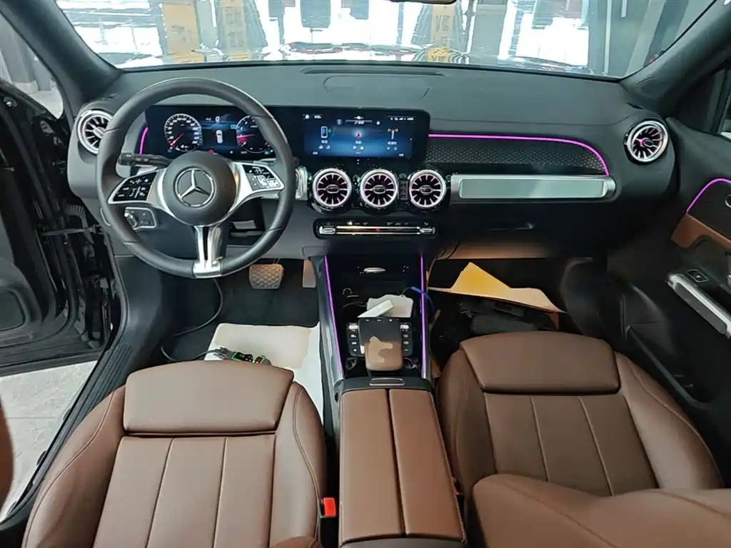Mercedes-Benz GLB 2024 — фото 10
