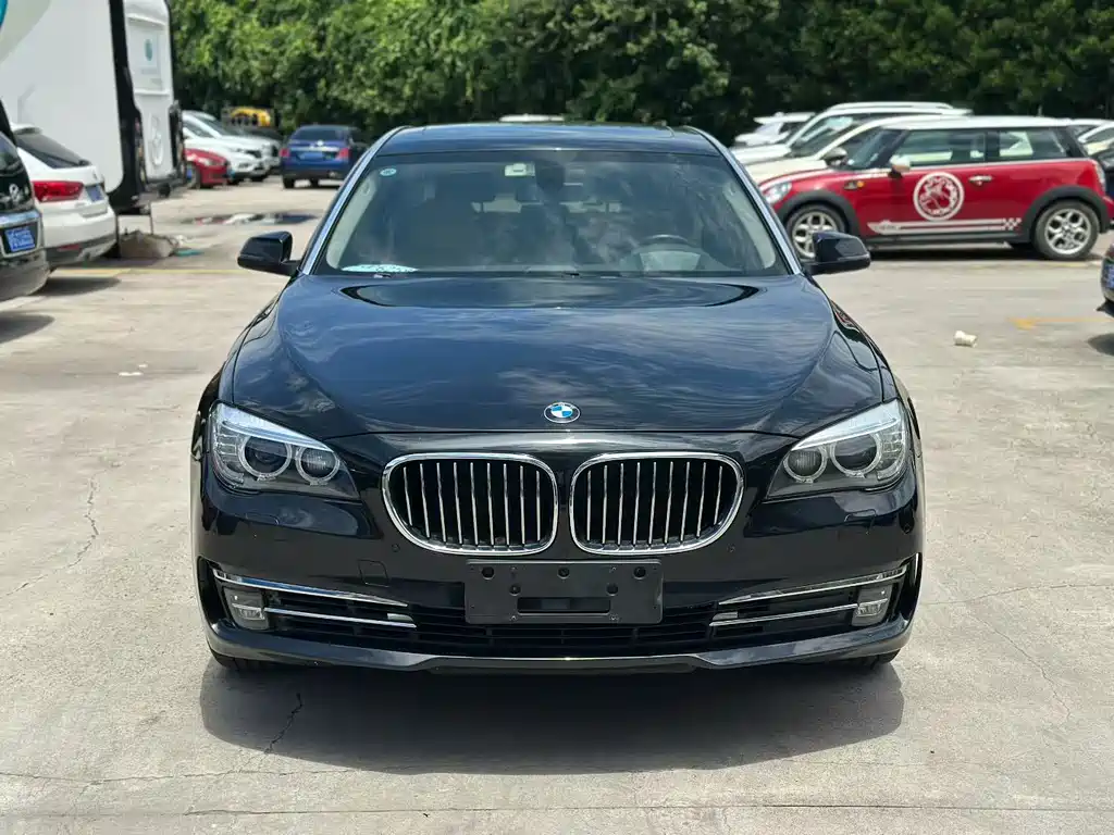 BMW 7 Series 2014 — фото 2
