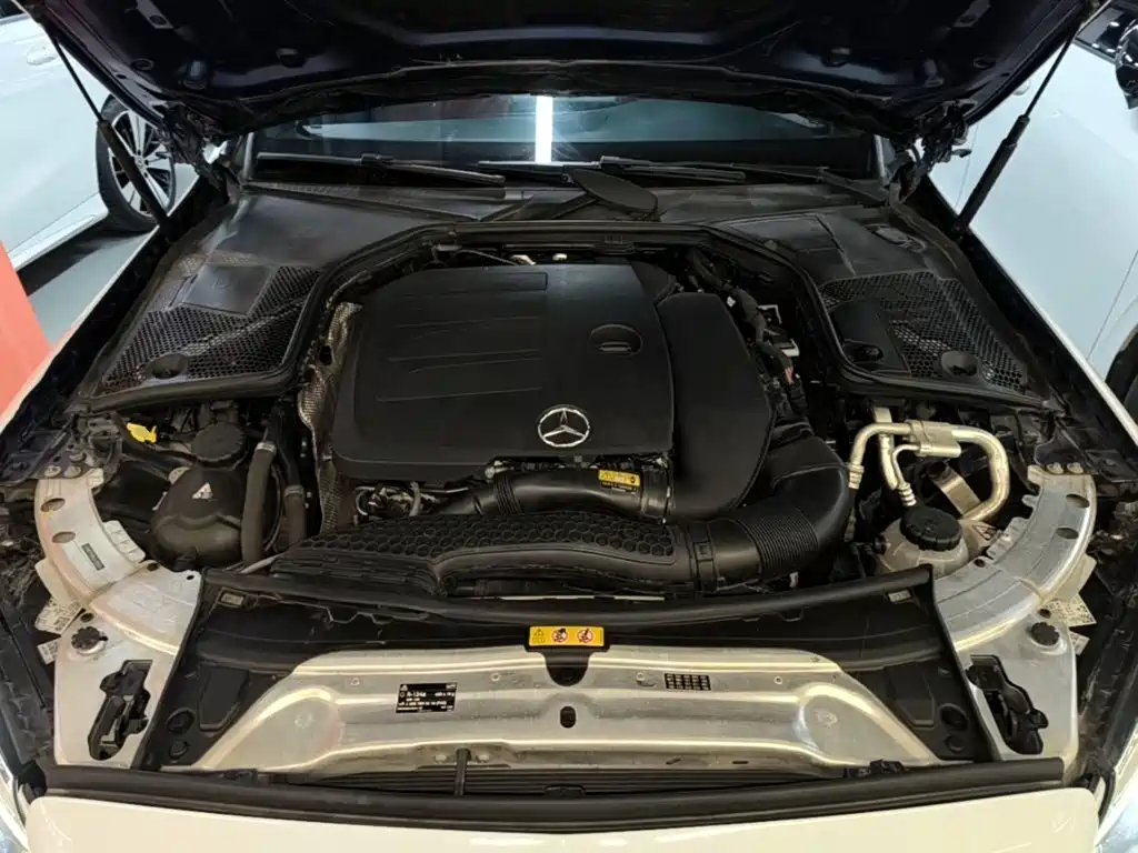 Mercedes-Benz C-Class 2020 — фото 20