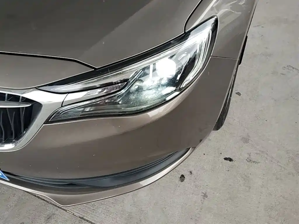 Buick Excelle 2019 — фото 24