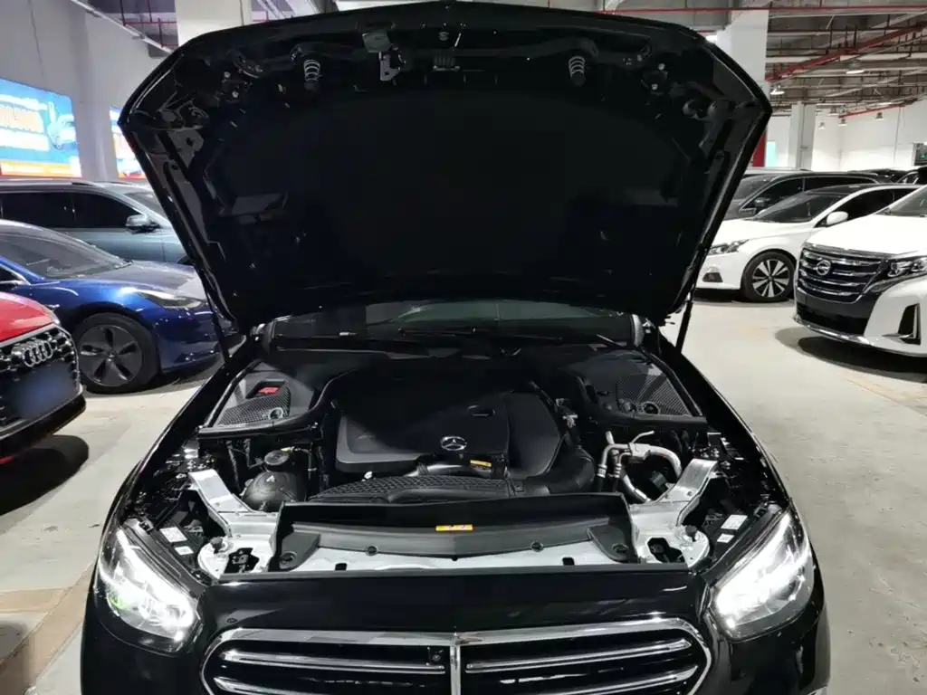 Mercedes-Benz E-Class 2023 — фото 20