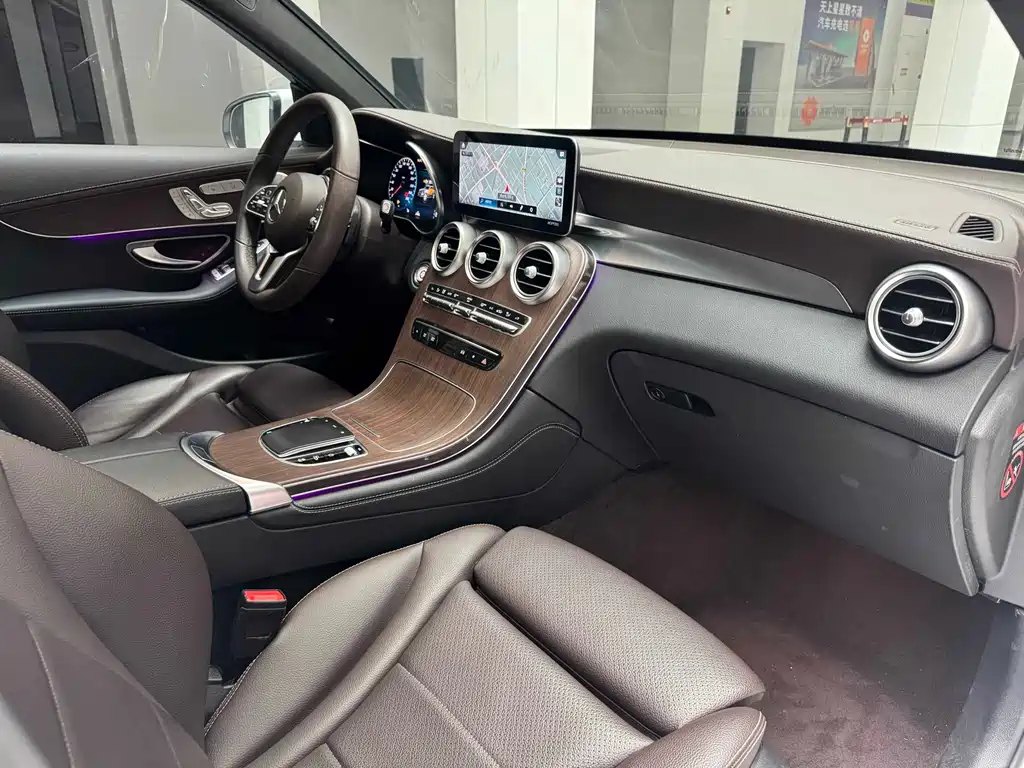 Mercedes-Benz GLC 2021 — фото 19