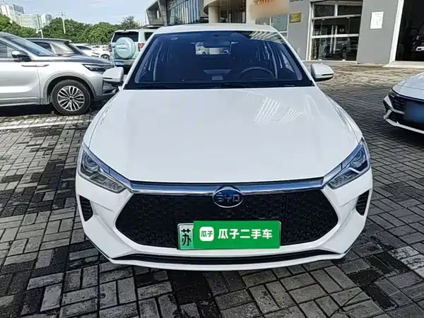 BYD e2 2021