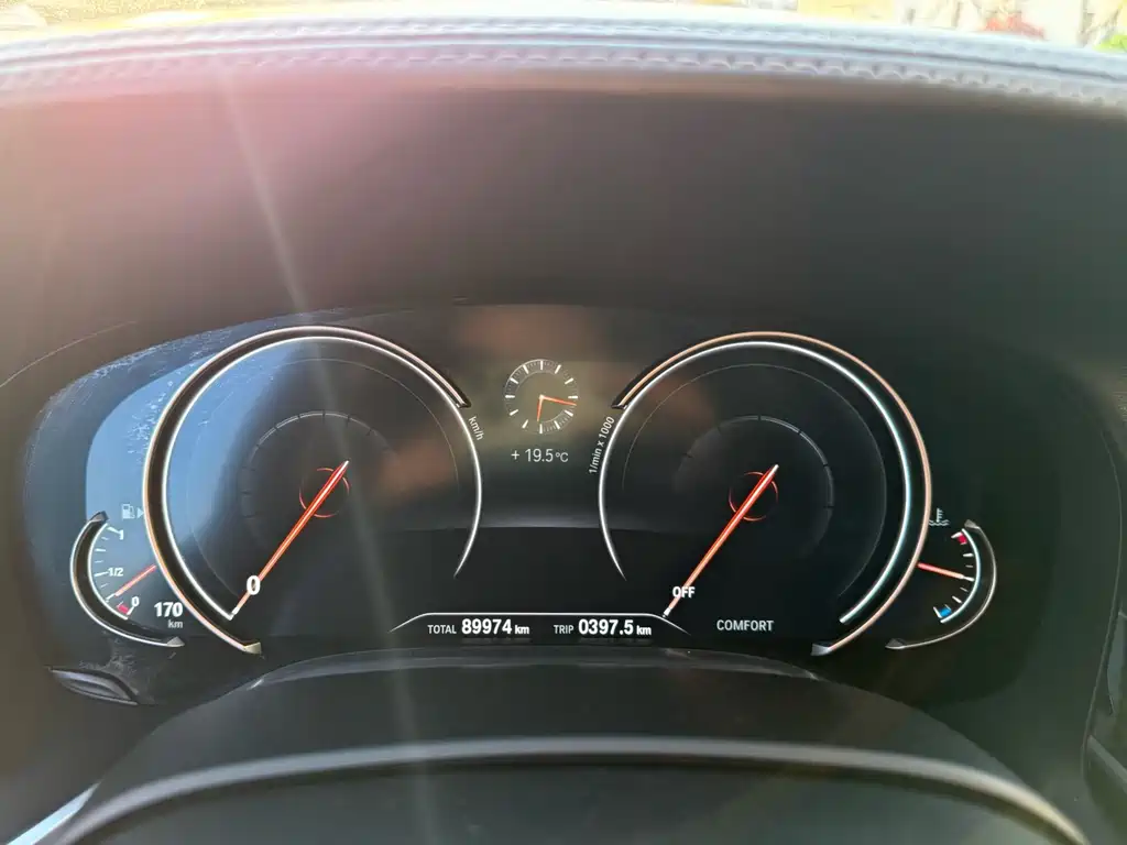 BMW 7 Series 2017 — фото 15
