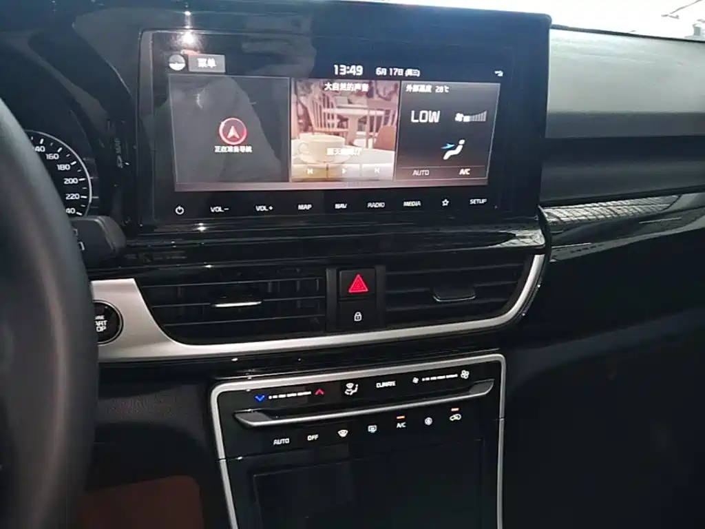 Kia KX3 2021 — фото 13