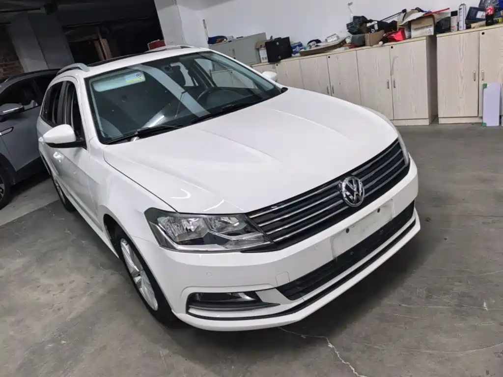 Volkswagen Gran Lavida 2017 — фото 4