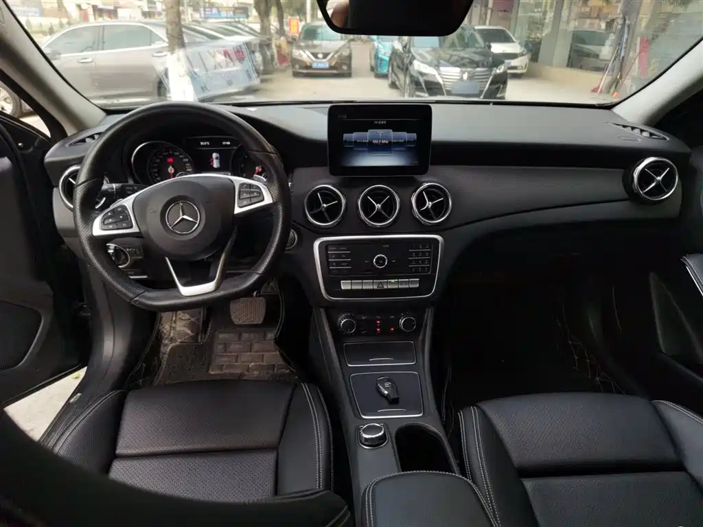 Mercedes-Benz GLA 2019 — фото 10