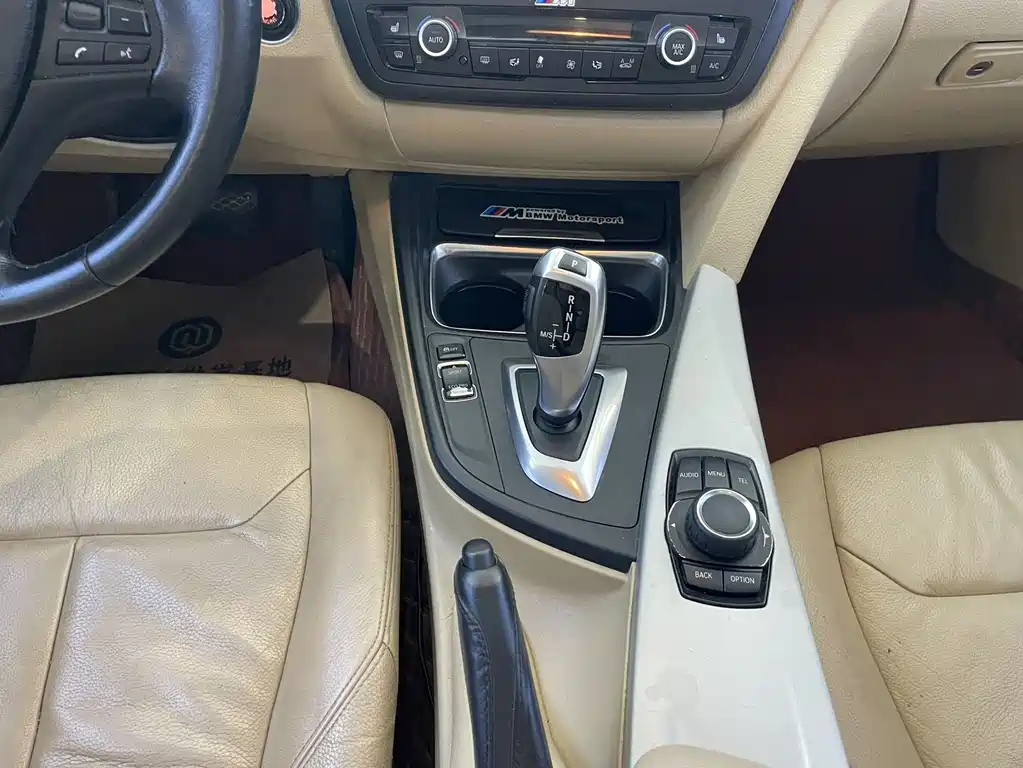 BMW 3 Series 2013 — фото 15