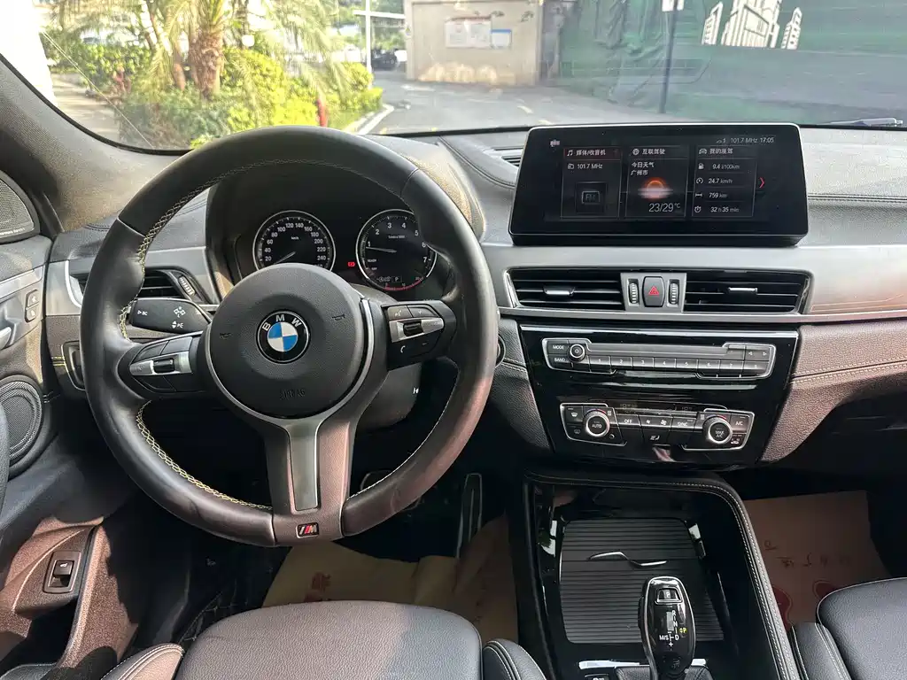 BMW X2 2023 — фото 13