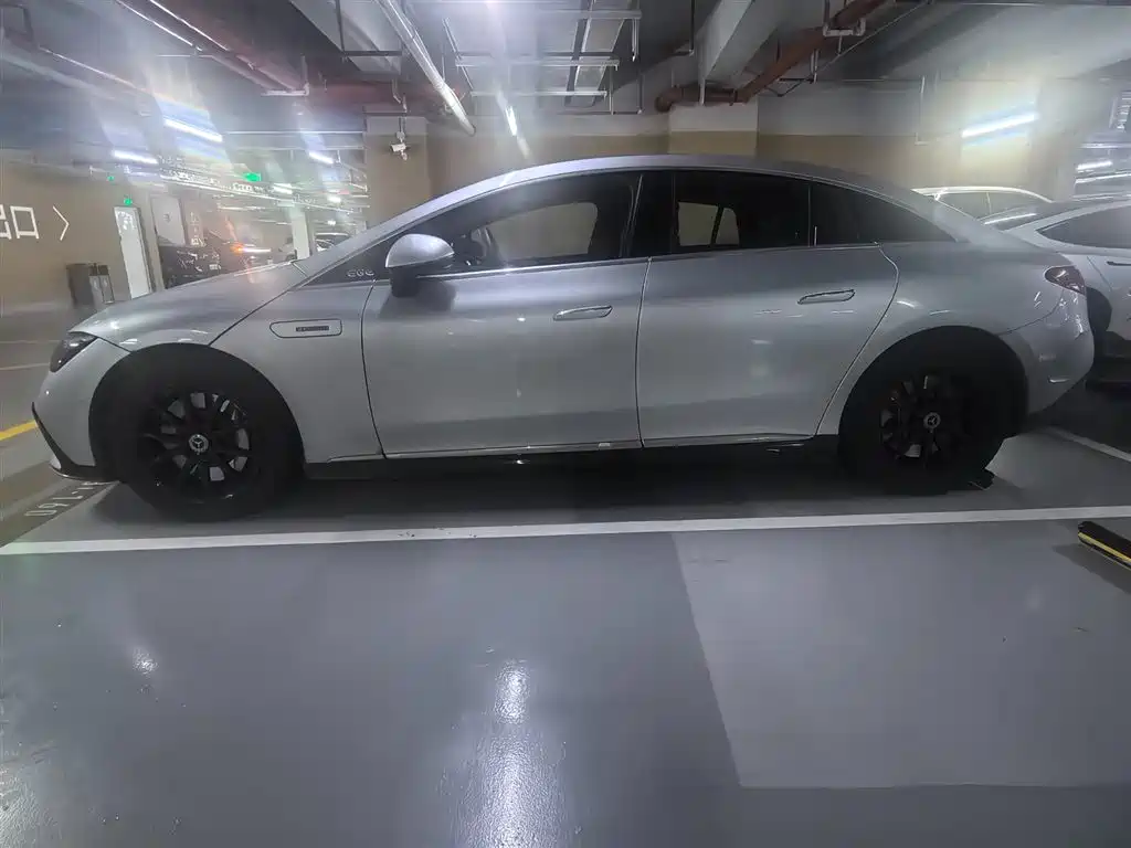 Mercedes-Benz EQE 2023
