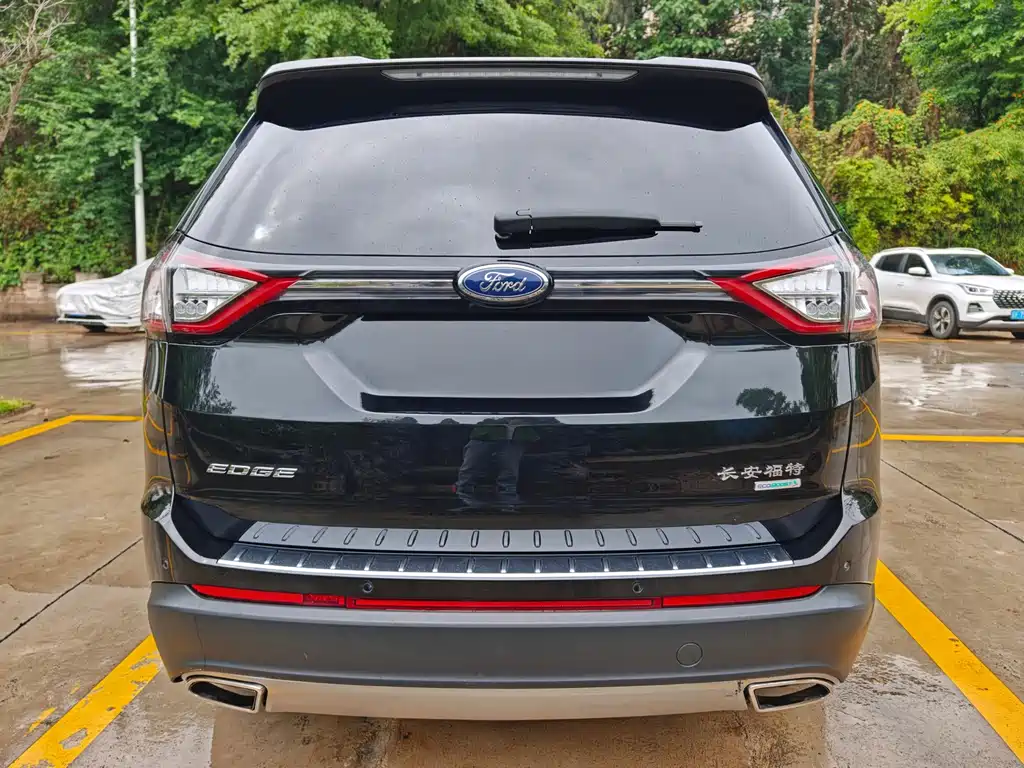 Ford Edge 2015 — фото 5