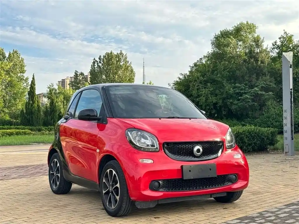 smart Fortwo 2016 — фото 3