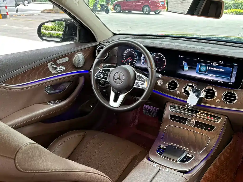Mercedes-Benz E-Class 2019 — фото 4
