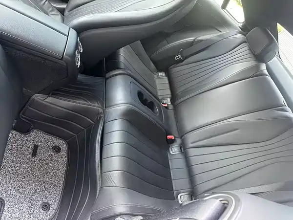 Mercedes-Benz E-Class 2021