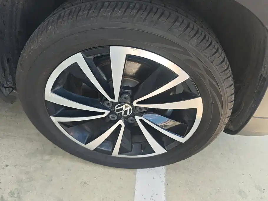 Volkswagen Tharu 2021