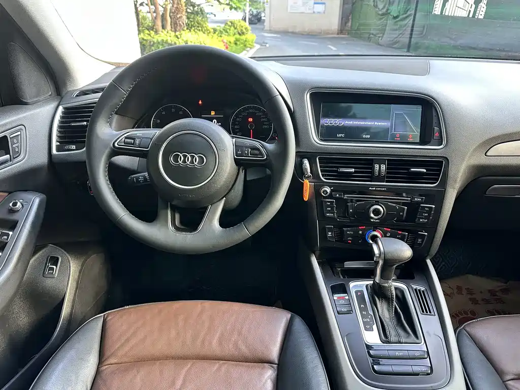 Audi Q5 2017 — фото 16