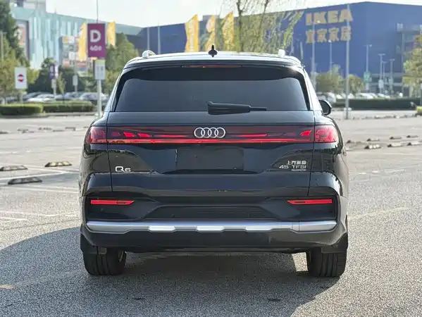 Audi Q6 2024