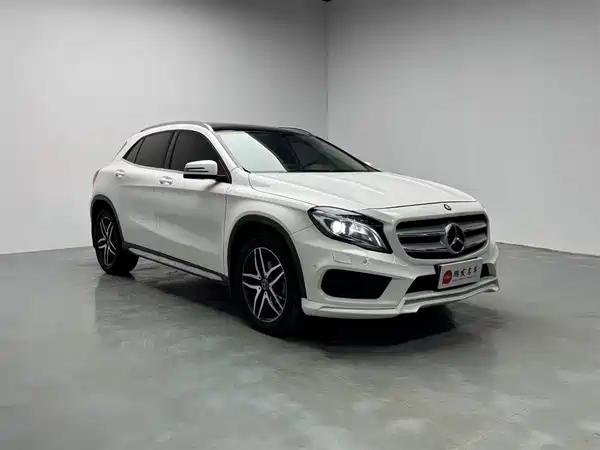 Mercedes-Benz GLA 2016