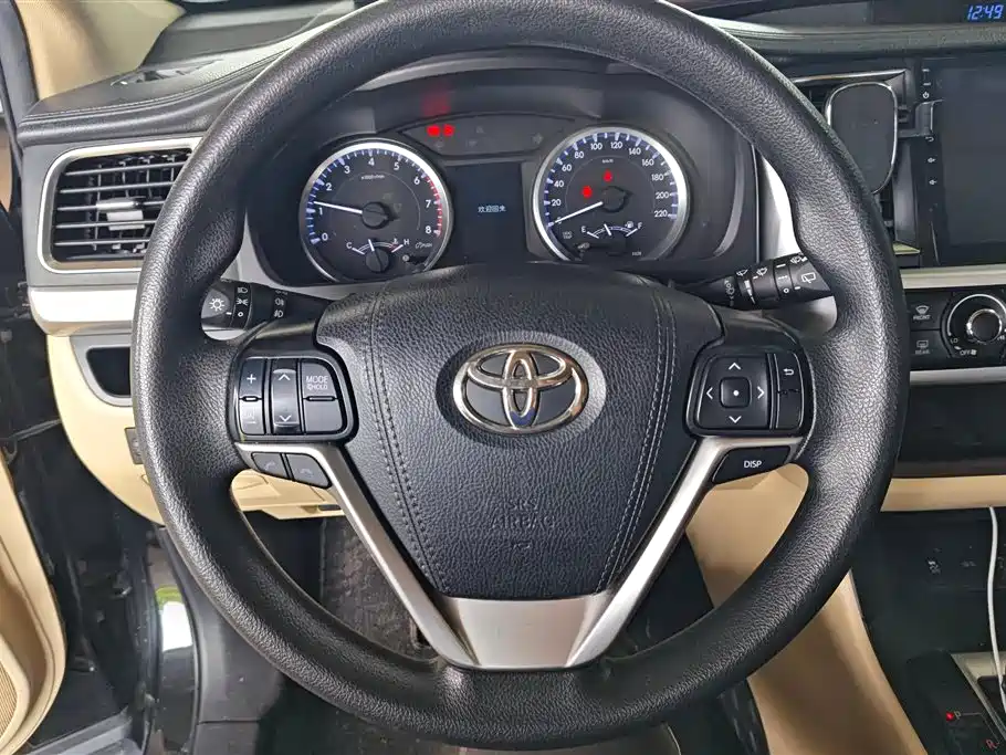 Toyota Highlander 2020 — фото 15