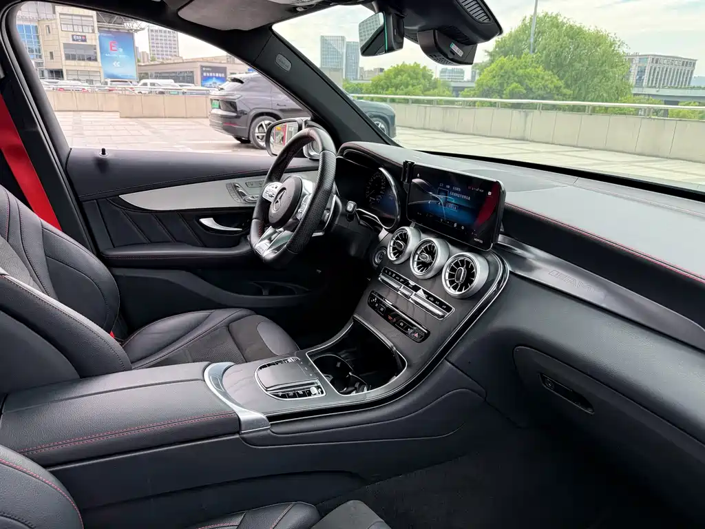 Mercedes-Benz GLC AMG 2022 — фото 8