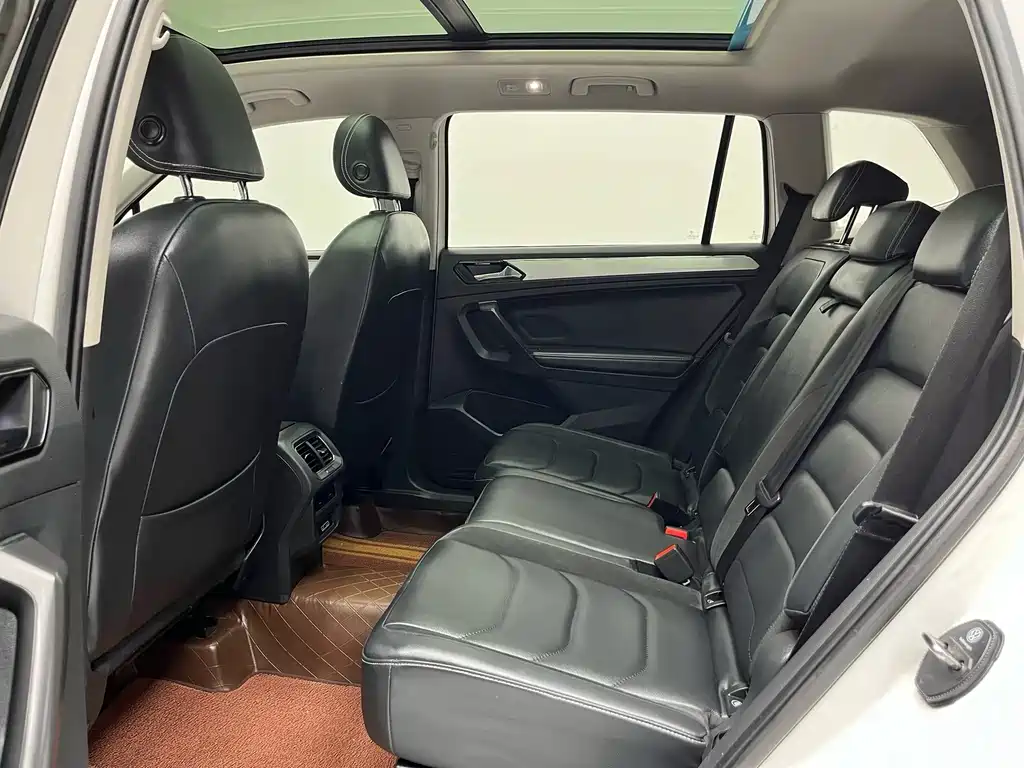 Volkswagen Tiguan L 2018 — фото 5