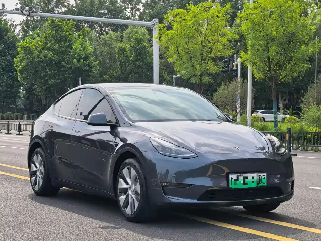 Tesla Model Y 2022 — фото 4