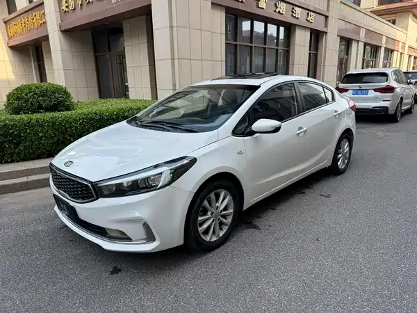 Kia K3 2016