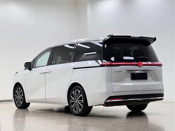 GAC Trumpchi E8 PHEV 2024