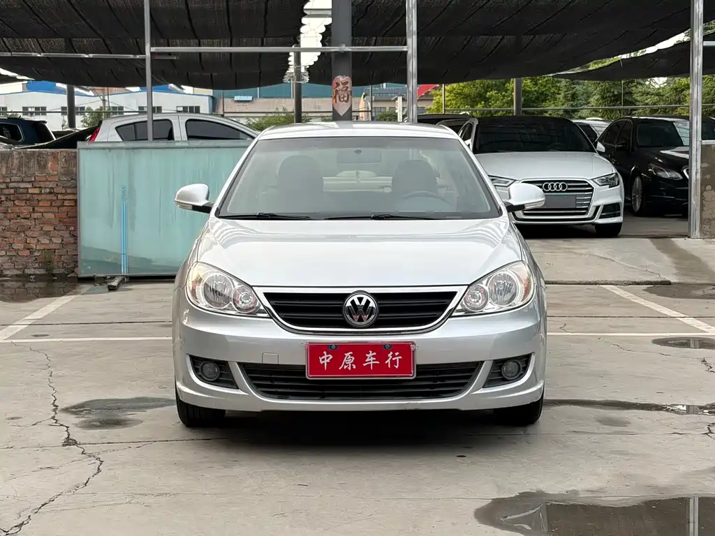 Volkswagen Lavida 2013