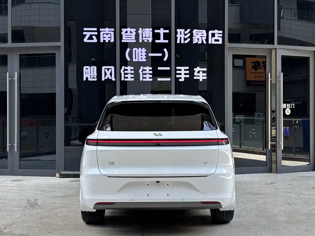 Li Auto Li L6 2024