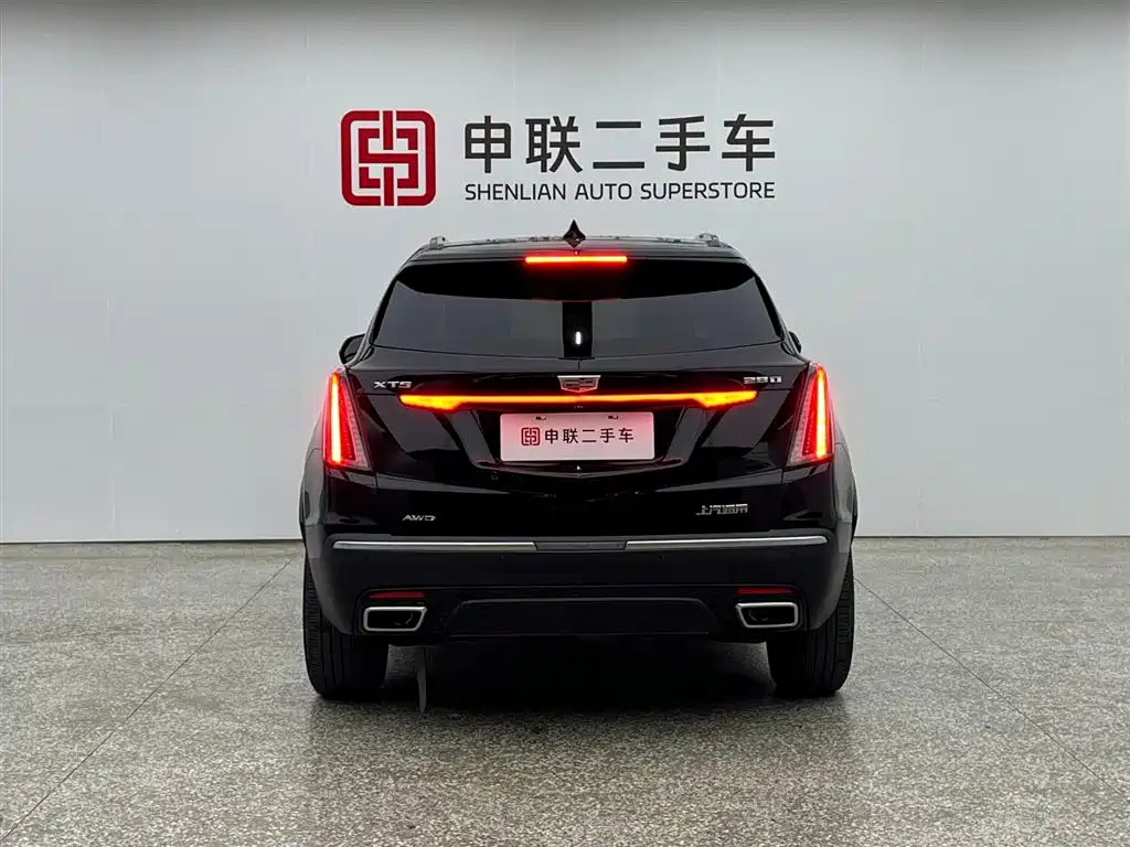 Cadillac XT5 2022 — фото 3